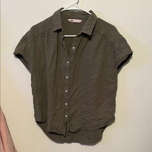 SO Olive Green Short-Sleeve Button-Down Shirt